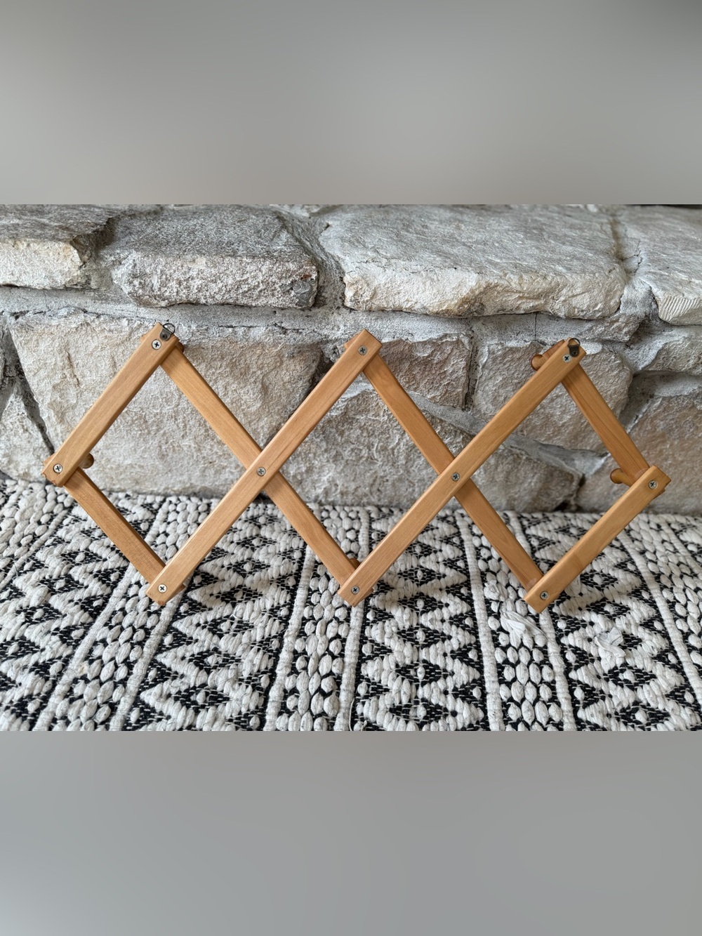 Darling Wood Expandable Wall Peg Rack - Picture 4 of 6
